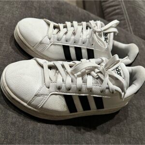 Adidas Grand Court